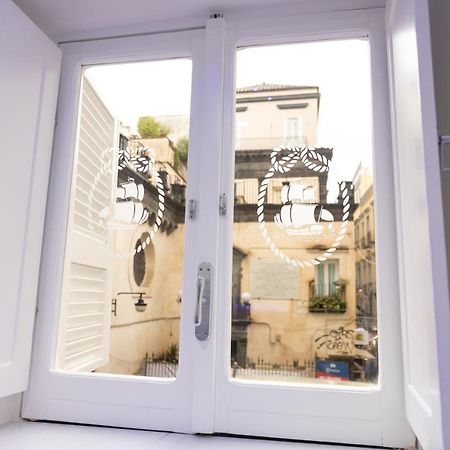 Ferienwohnung A Fenestrella E San Gregorio Armeno Neapel Exterior foto